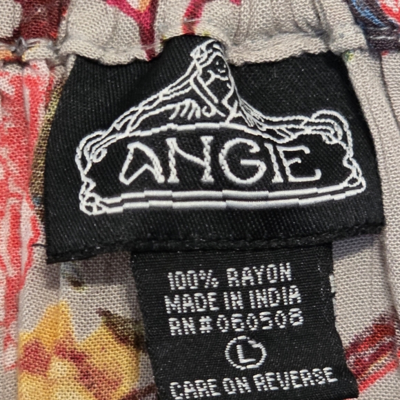 Angie Bird and Floral Off the Shoulder Blouse - Picture 3 of 4